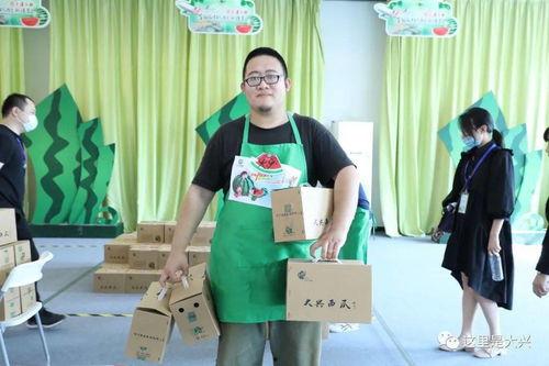 吃瓜比赛免费领奖视频,吃瓜比赛免费领奖瞬间，精彩视频大揭秘！